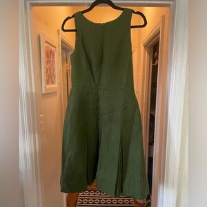 J Crew size 2 sleeveless pleat linen green dress